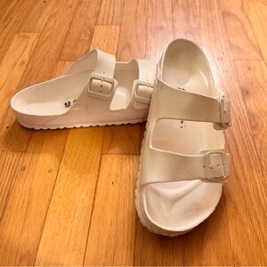 Men’s White Foam Birkenstocks Size 10 Slip-On Sandals Comfortable Casual